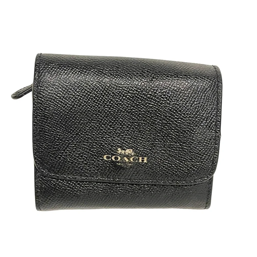 COACH Small Black Wallet in Crossgrain Leather Card Holder